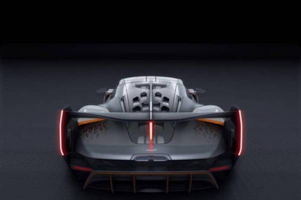 Выпустят всего 15 единиц: новый хардкорный гиперкар McLaren будет называться Sabre
