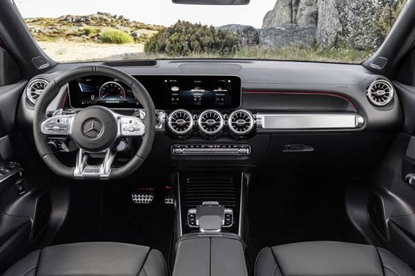 Это Mercedes AMG GLB 45: как будет выглядеть новое авто - первый взгляд на патентные эскизы