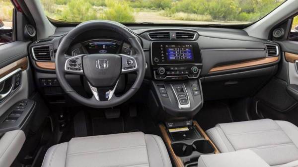 Гибрид Honda CR-V 2020 предупреждает пешеходов звуковым сигналом