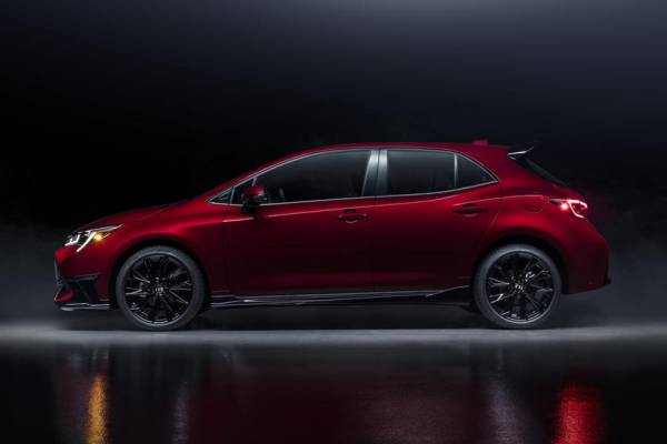 Всего будет произведено 1500 экземпляров: Toyota представила специальный выпуск хетчбэка 2021 Toyota Corolla Hatchback Special Edition