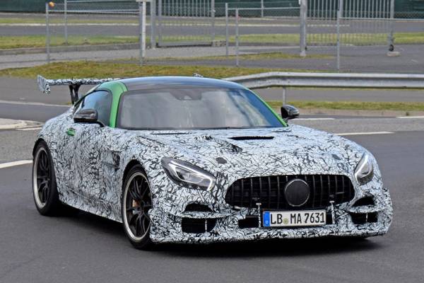 Выйдет быстрее, чем ожидалось: озвучена дата презентации модели Mercedes-AMG GT Black Series