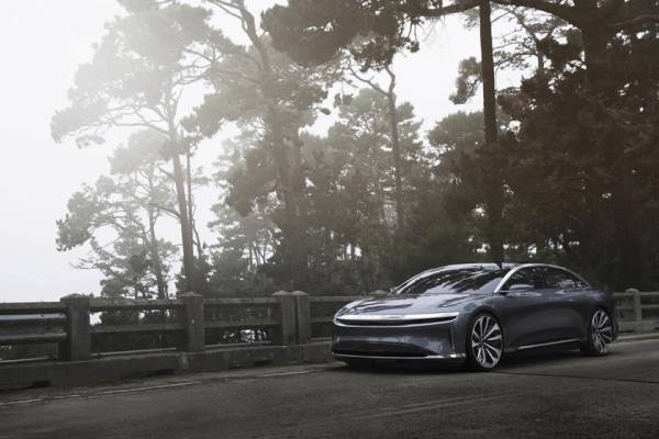 Tesla Model S обошли: электромобиль Lucid Air проехал на одном заряде 832 км. Дебют авто состоится 9 сентября