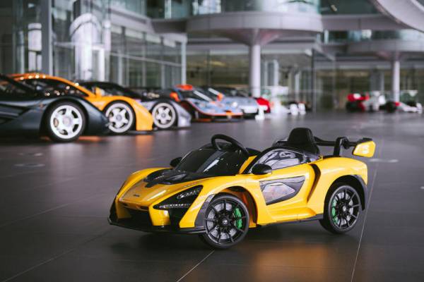Взрослые тоже могут повеселиться: McLaren представил детскую версию суперкара Senna