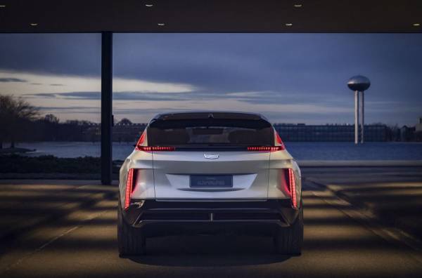 Дешевле Tesla, Audi и Jaguar: цена первого электрокара Cadillac составит менее 60 000 долларов