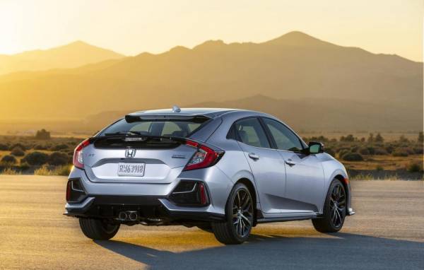 Поклонники Honda разочарованы: модельный ряд Honda Civic Hatch 2021 года сокращается из-за роста цен