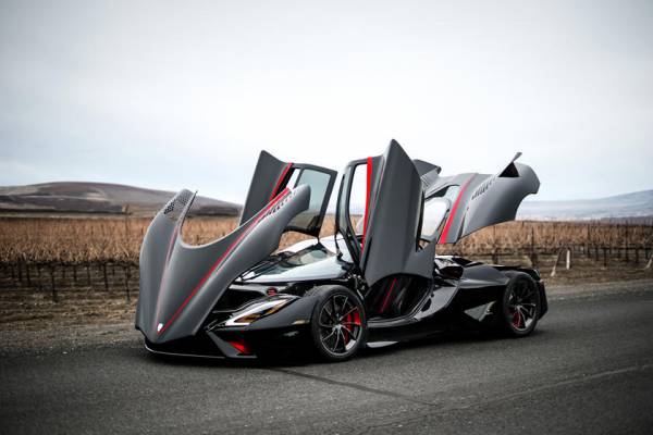 Bugatti Chiron может быть свергнут с пьедестала: американский суперкар SSC Tuatara намерен обновить мировой рекорд скорости