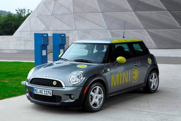 Готовность к электрическому мини-натиску: MINI выпустит три полностью электрических автомобиля
