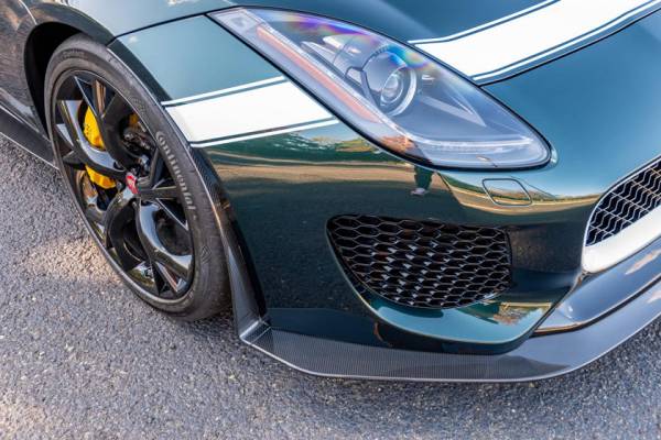 Уникальный Jaguar Project 7 стоит тех денег, которые за него просят: один из самых редких британских автомобилей появился на аукционе