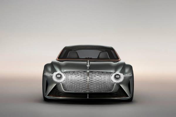 Роскошный седан, который превзойдет Mercedes EQS: электрическая модель Bentley появится в 2025 году