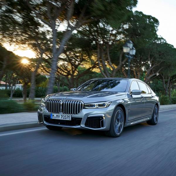 BMW занята переработкой: новый BMW 7-й серии: визуализация роскошного седана