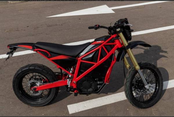 Запатентован новый электромотоцикл "Иж-Пульсар", который будет служить полиции и гражданским