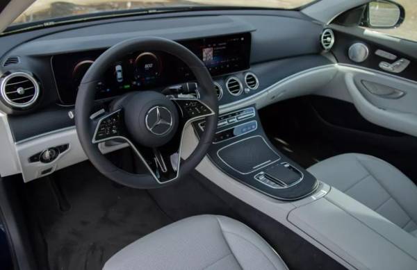 Mercedes-Benz E450 2021 года: хорошо быть королем