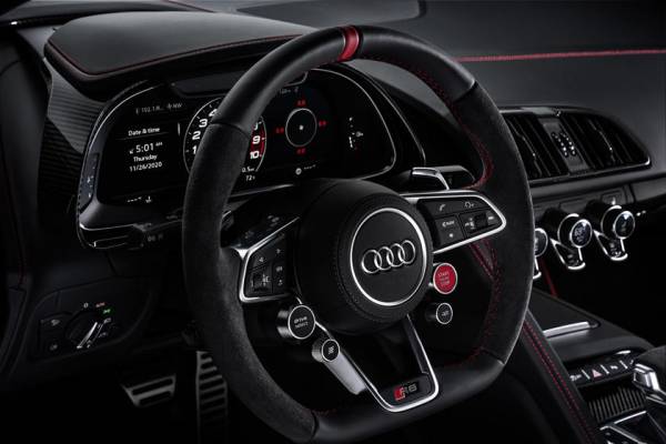 Эксклюзивная краска с эффектом кристаллов: Audi представила редкую версию спорткара Audi R8 RWD 2021