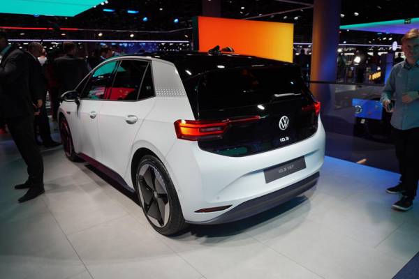 На устранение понадобился почти год: Volkswagen решил все проблемы с программным обеспечением модели ID.3