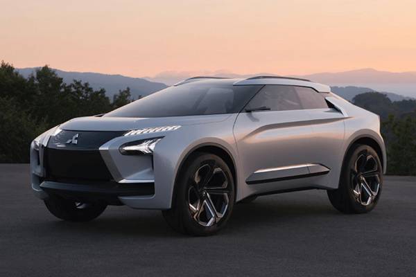 Дебютирует в 2021 году: Mitsubishi хочет превратить спортивный седан Reborn Evolution в полностью электрический внедорожник