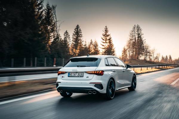 Сделать автомобиль чем-то большим: новый Audi S3 2022 получил обновление до 365 л. с. от АВТ