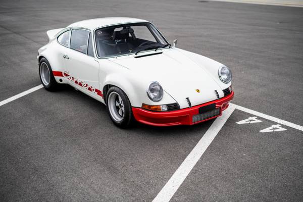 Культовое авто всех времен за семизначную цену: выставлен на продажу Porsche 911 Carrera RSR 2.8 1973 года выпуска