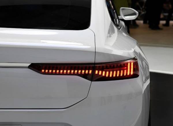 Nio - первый китайский седан, конкурирующий с Tesla