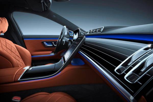 Самый роскошный и технологически продвинутый: седан Mercedes-Maybach S-Class 2021 года (основные преимущества)