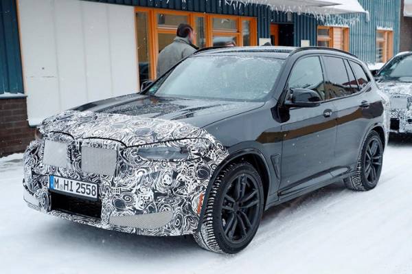 Рестайлинговый BMW X3 M 2022 года был замечен во время зимних испытаний
