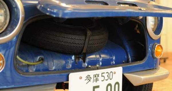 Найден японский "брат" старого "Запорожца": автомобиль Mitsubishi 500