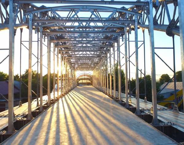 Первый в России автодорожный мост из алюминия построят в Нижегородской области. Вес конструкции составит всего 200 тонн