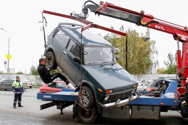 Московский департамент транспорта предупредил автолюбителей: осторожно, появилась новая схема развода на деньги владельцев машин