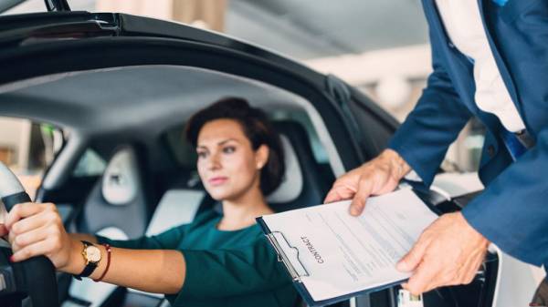 Льготное автокредитование может быть опасным, если обратиться к непроверенному автодилеру: как не ошибиться