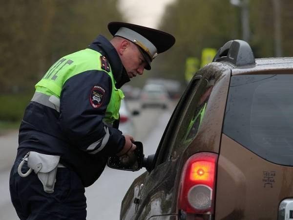 В каких случаях автоинспекторы могут воспользоваться машиной гражданина — объяснили в МВД России