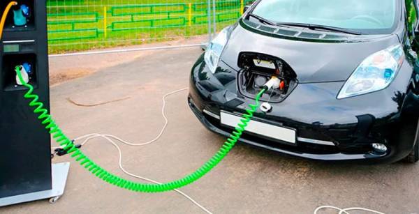 Японский ученый Рашид Язами разработал технологию ускоренной зарядки электромобилей
