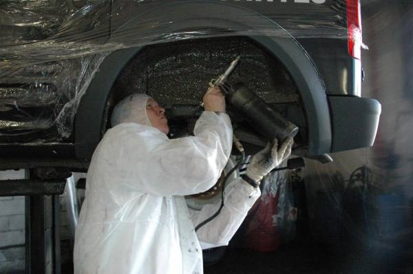 Как на заводе осуществляют антикоррозионное покрытие кузова автомобиля