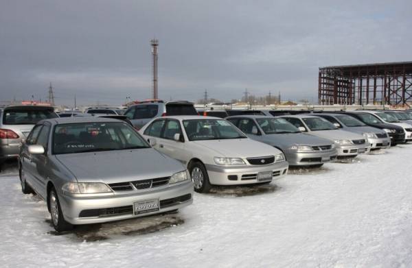 От ржавчины до "сверчков" в салоне: российским автолюбителям перечислили проблемы, с которыми сталкиваются владельцы японских машин
