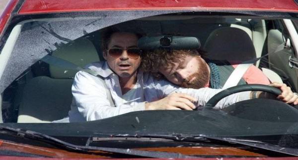 Усталость водителя Минтранс выявляет по зрачку и давлению, а по каким признакам сам водитель может оценить риск заснуть за рулем