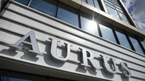 Внедорожник Aurus Komendant покажут в 2022 и сразу запустят в производство