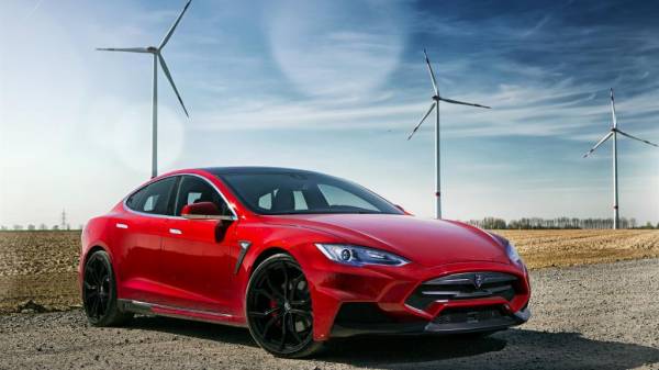Илон Маск в последнем интервью заявил, что Tesla готова к слиянию с другими автопроизводителями