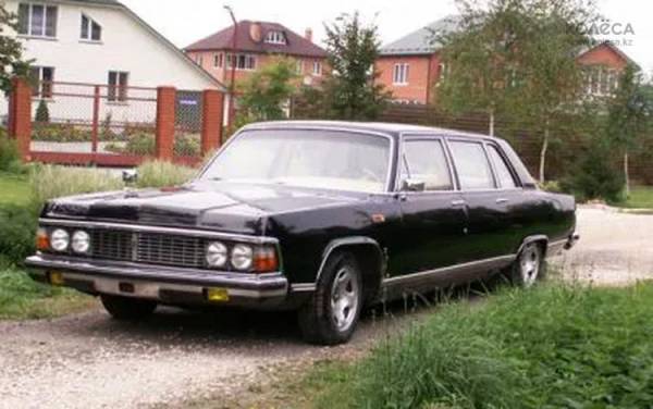 Цыганский барон из Молдавии собрал коллекцию авто времен СССР