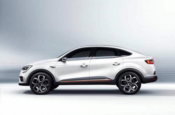 Обновленный купе-кроссовер Renault Arkana: в Российской Федерации стартовали продажи автомобиля нового модельного года