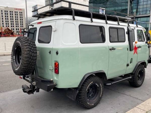 Российская «Буханка»: в Германии продают автомобиль УАЗ-452 за 3 600 000 рублей