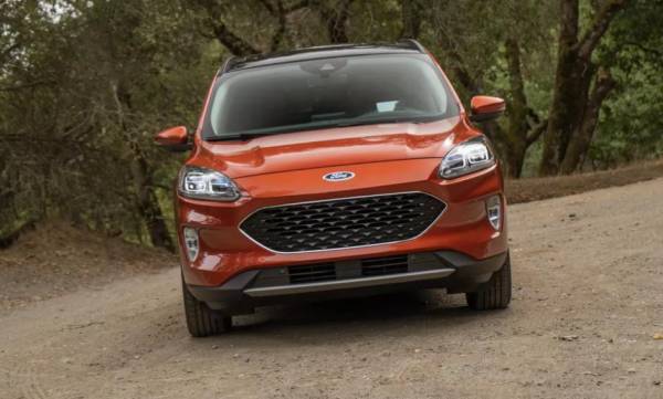 Ford Escape 2021 года: стильный внедорожник с 3-цилиндровым двигателем с турбонаддувом