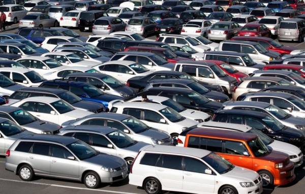 Аналитики узнали, что 31 % россиян покупают новую машину взамен прежней раз в 4-5 лет: как понять, что пришло время продавать авто