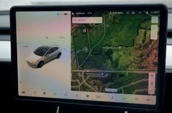 Tesla оснастила электромобиль новой функцией Boombox: работает только в моделях со встроенными динамиками