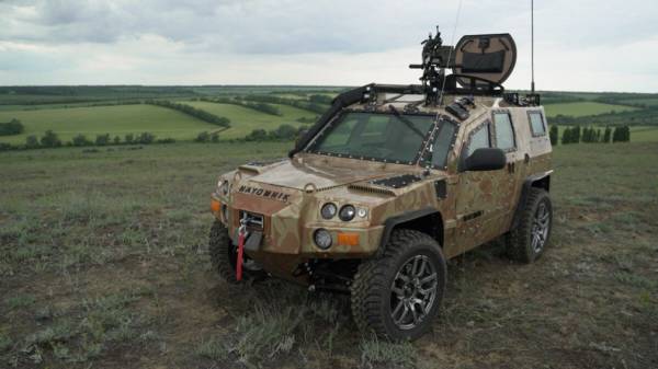 В РФ создан новый компактный внедорожник Nayomnik: несущий кузов, броня и другие особенности