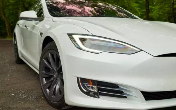 Время перемен в Tesla: на смену моделям Model S и X приходит Тесла Model S Long Range