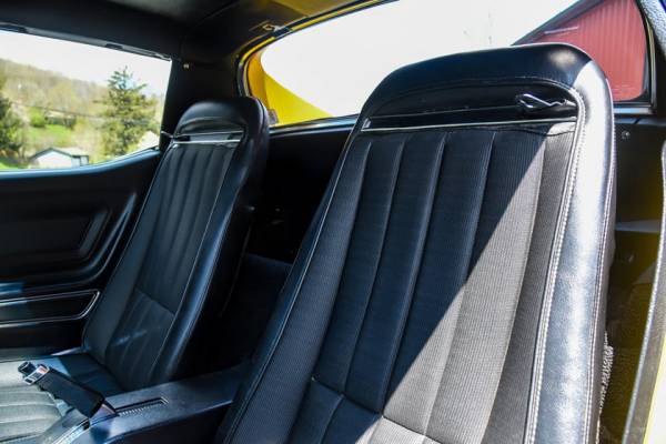 Пример для подражания: авто Corvette Stingray 1971 года побывал у 4 владельцев, но выглядит как новый