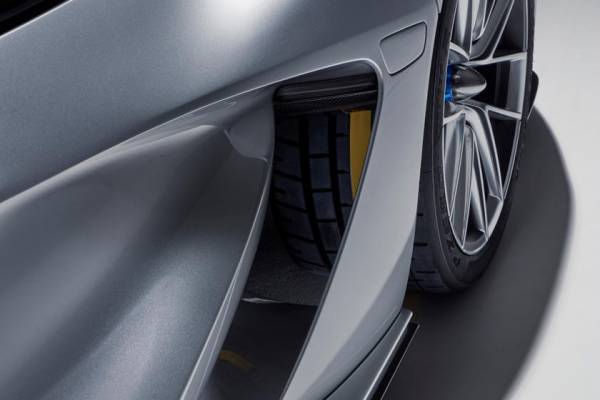 Платформа из углеродного волокна: детали дизайна Lotus Evija действительно впечатляют