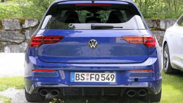 Дебют состоится 4 ноября: на подходе самый мощный серийный Volkswagen Golf