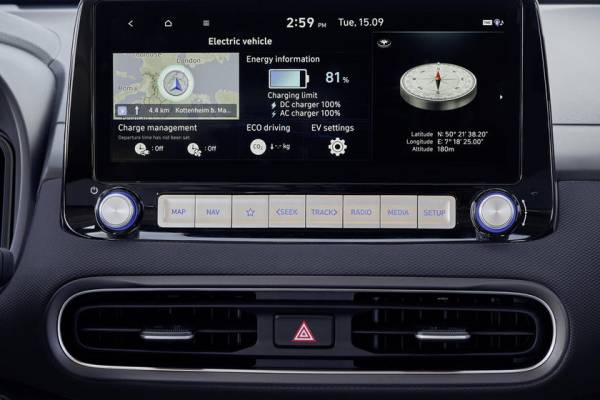 Более уникальный вид: рестайлинговый Hyundai Kona Electric 2021 получил новый дизайн и продвинутые технологии