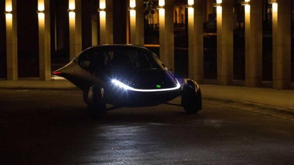 Новый электромобиль работает только за счет солнечной энергии: Aptera Motors произвел фурор, выпустив 3-колесное авто, преодолевающее рекордные 1600 км на одном заряде
