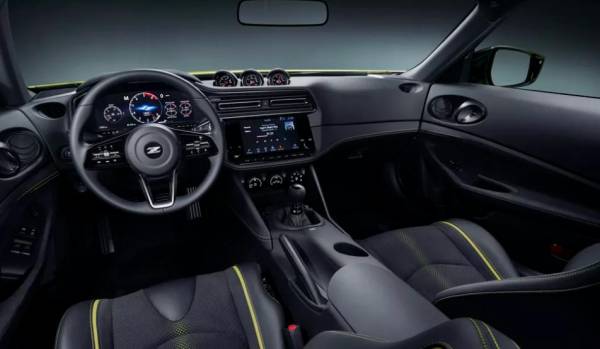 Nissan Z Proto с двойным турбонаддувом V6 и механической коробкой передач: прототип и потенциальная цена серийного автомобиля