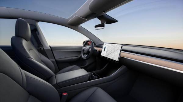 Tesla добавила более дешевую модель стандартного диапазона Model Y в свою линейку: новинка будет способна проехать 392 км на одном заряде и будет стоить на 8000 $ дешевле